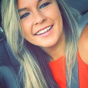 Meet your Posher, Tori